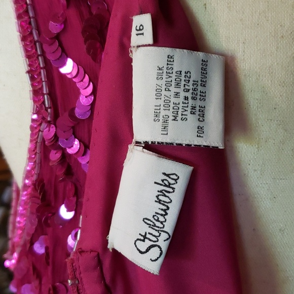 STYLEWORKS Sequined Silk Cocktail Dress - Magenta Pink - 16 - EUC - Picture 2 of 8